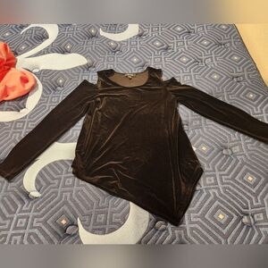 Karen Kane Black Velvet Long Sleeve Top